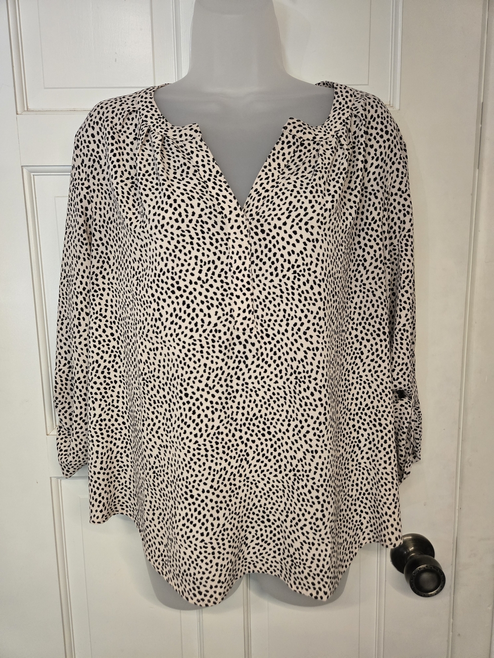 Stitch Fix Woven Dalmatian Print V-Neck Blouse - Black on Pale Cream Pink